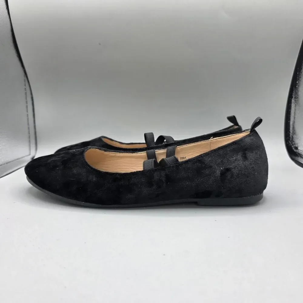 Capelli NY Black Velvet Mary Jane Ballet Flats Elastic Strap Girls Sz 4 / EU 36